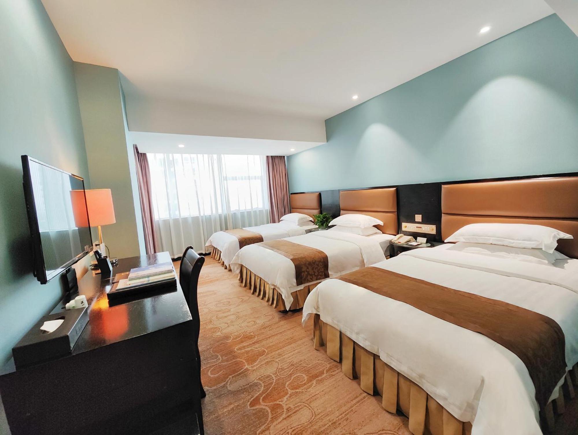 Skyline Plaza Hotel Гуанджоу Екстериор снимка
