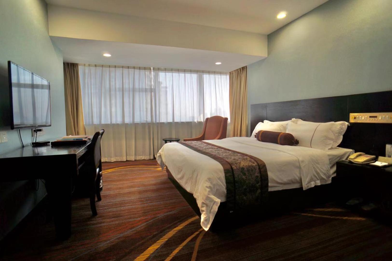 Skyline Plaza Hotel Гуанджоу Екстериор снимка