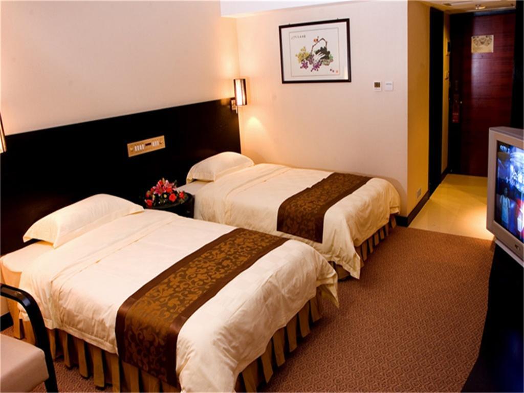 Skyline Plaza Hotel Гуанджоу Стая снимка